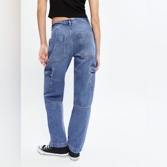 Reformation McKenna Mid Rise Slouch Cargo Jeans size 25 - Picture 4 of 7